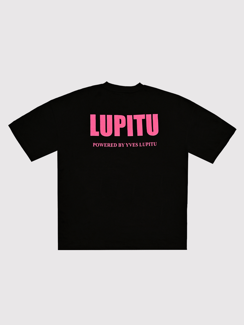 ESSENTIALS POWERED LUPITU BLACK PINK TEE