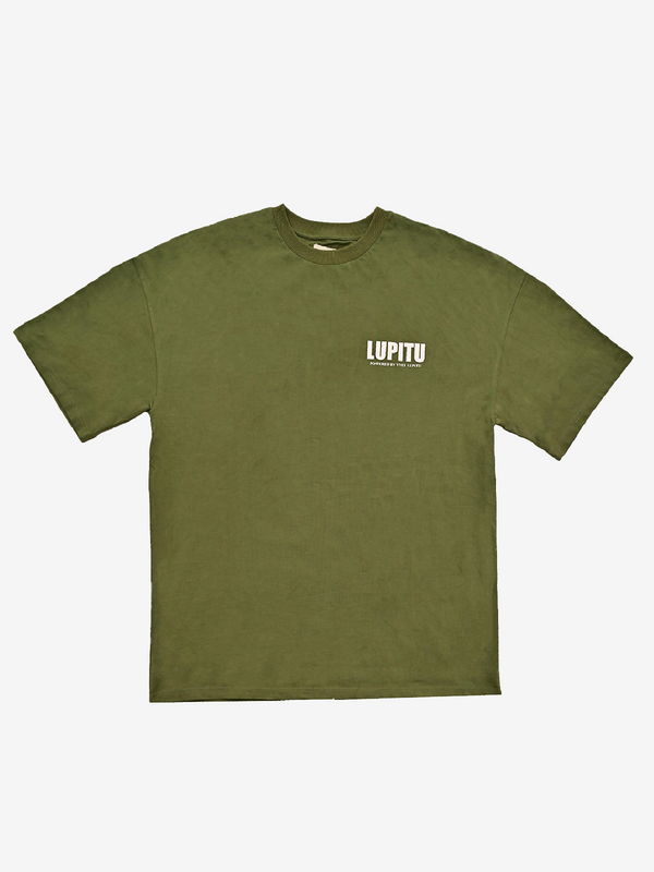 ESSENTIALS POWERED LUPITU KHAKI TEE